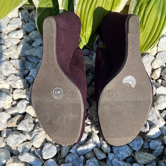 GAP Peep-toe Wedges - Picture 4 of 4